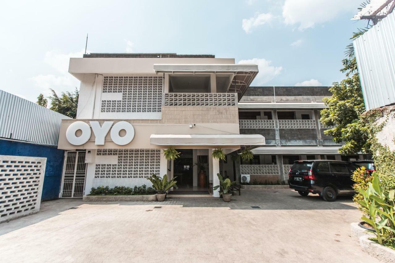 OYO 1001 Pulo Art Space Near Ciranjang ENT Hospital Jakarta Bagian luar foto