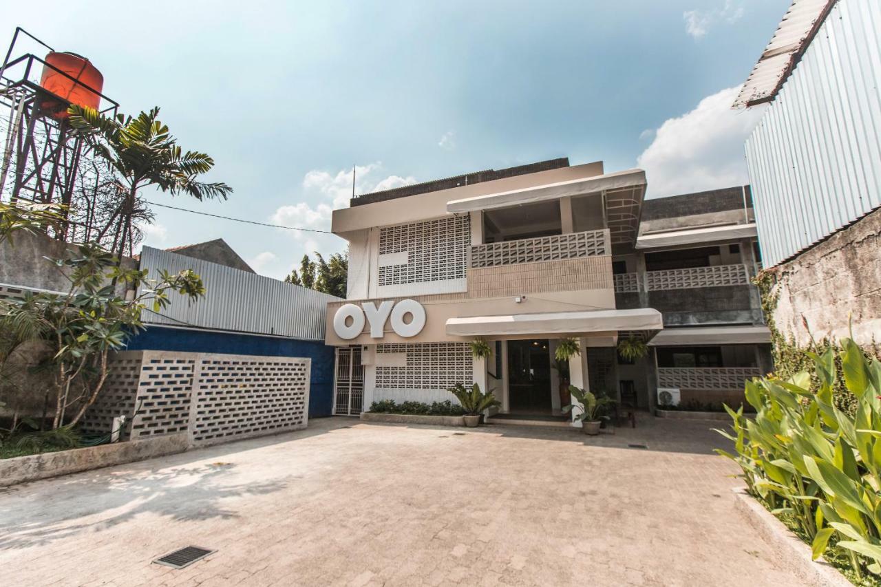 OYO 1001 Pulo Art Space Near Ciranjang ENT Hospital Jakarta Bagian luar foto