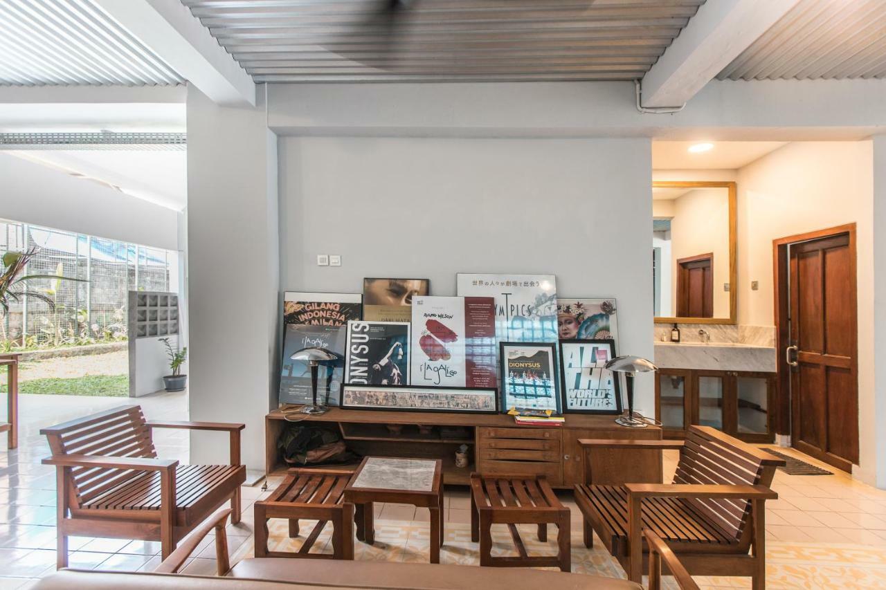 OYO 1001 Pulo Art Space Near Ciranjang ENT Hospital Jakarta Bagian luar foto